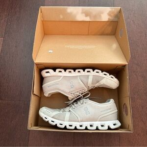 Cloud 5 Running Shoe (Women) - Size 9